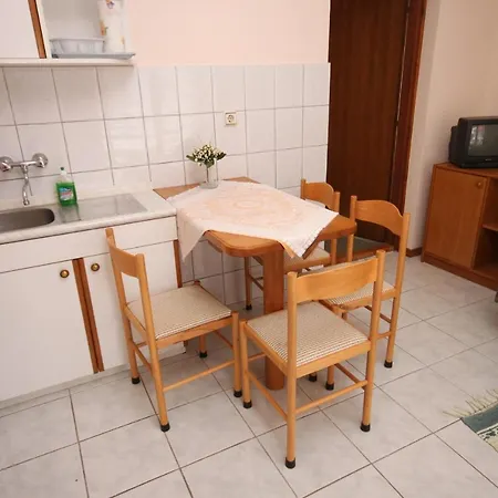 With A Parking Space Starigrad, Paklenica - 6614 Apartment Starigrad Paklenica